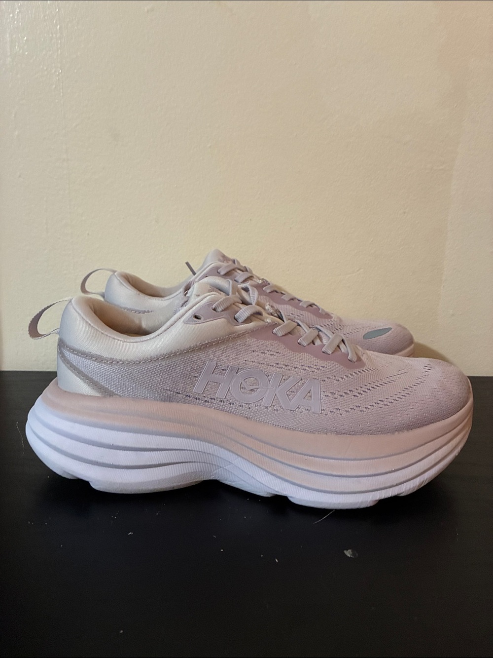 Hoka one W bondi 8 running shoes size 7.5 lilac Marble color